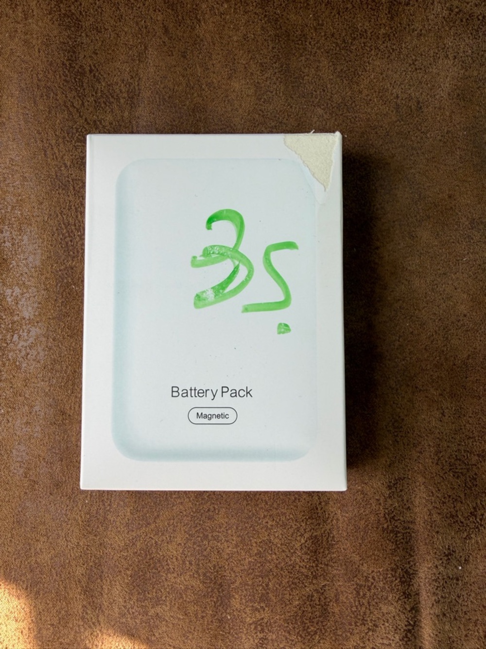 Magnetic Battery Pack Power Bank - White